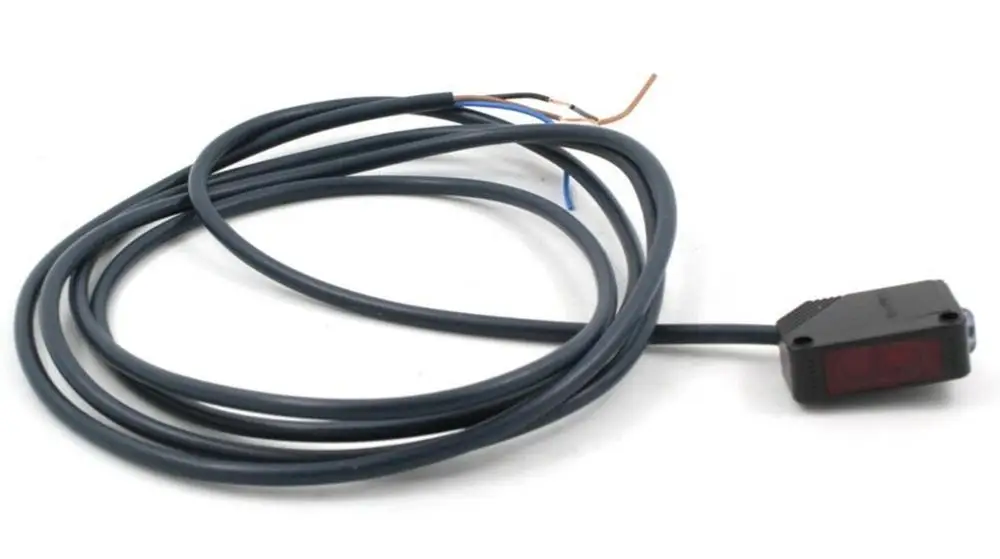 

E3Z-D81 5M BY OMC E3Z 9138G PBT | 100mm | PNP E3Z diffuse reflection photoelectric sensor