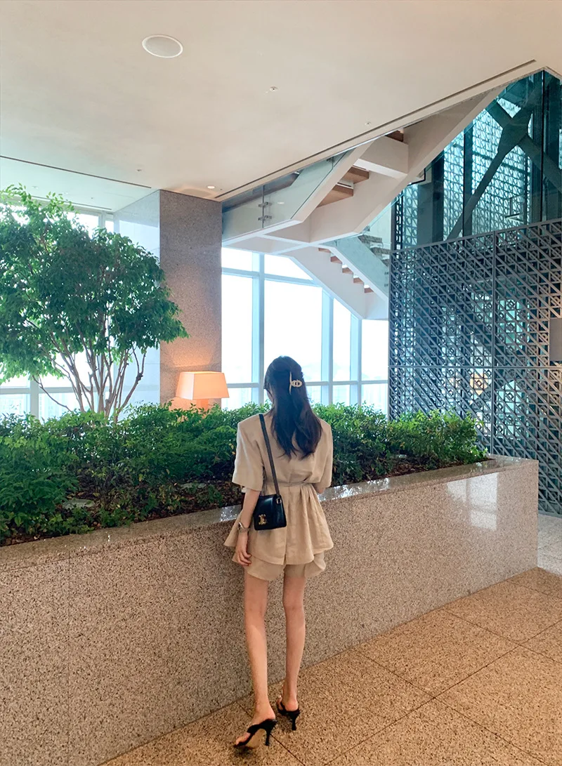 

New Fashion Office Lady Suits Women Vintage Two 2 Pieces Set Belted Blazer and High Elastic Waist Shorts Suits Casual Tracksuits