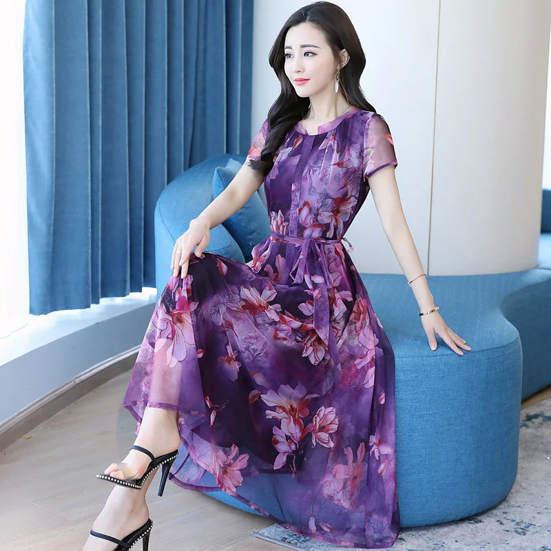 

2021 summer Korean middle-aged women's slim fit Short Sleeve Chiffon Dress mid long high-end printed beach skirt fashion