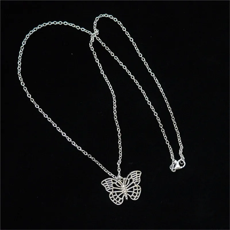 

Kpop Harajuku Goth Colorful Butterfly Pendant Clavicle Neck Chains Necklaces For Women Egirl Friends Cosplay Aesthetic Jewelry