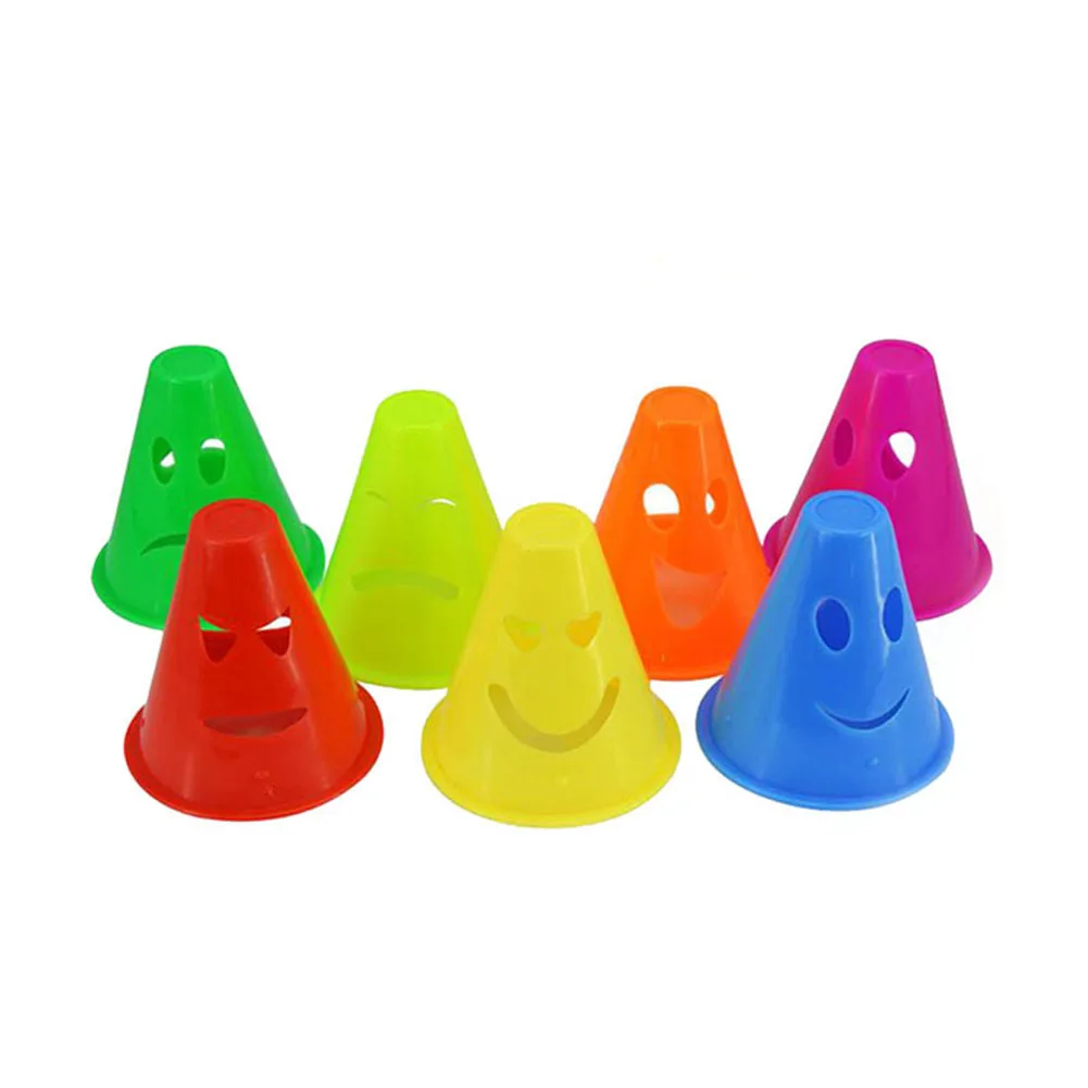 

20pcs/Lot Funny Wink Style Skate Pile Cup Windproof Roller Skating Cone Agility Training Marker Slalom Skateboard Cones LDF668