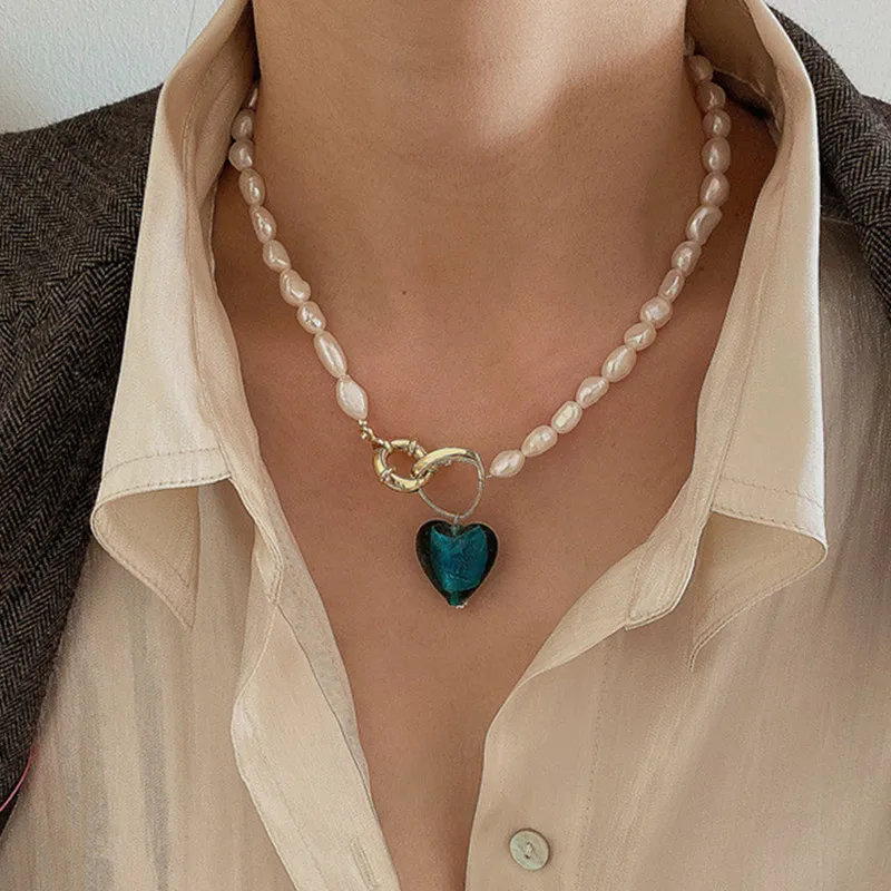 

2021 Vintage Romantic Baroque Pink Green Blue Pearl Sweet Love Heart Pendant Geometric Necklace for Women Girls Party Jewelry