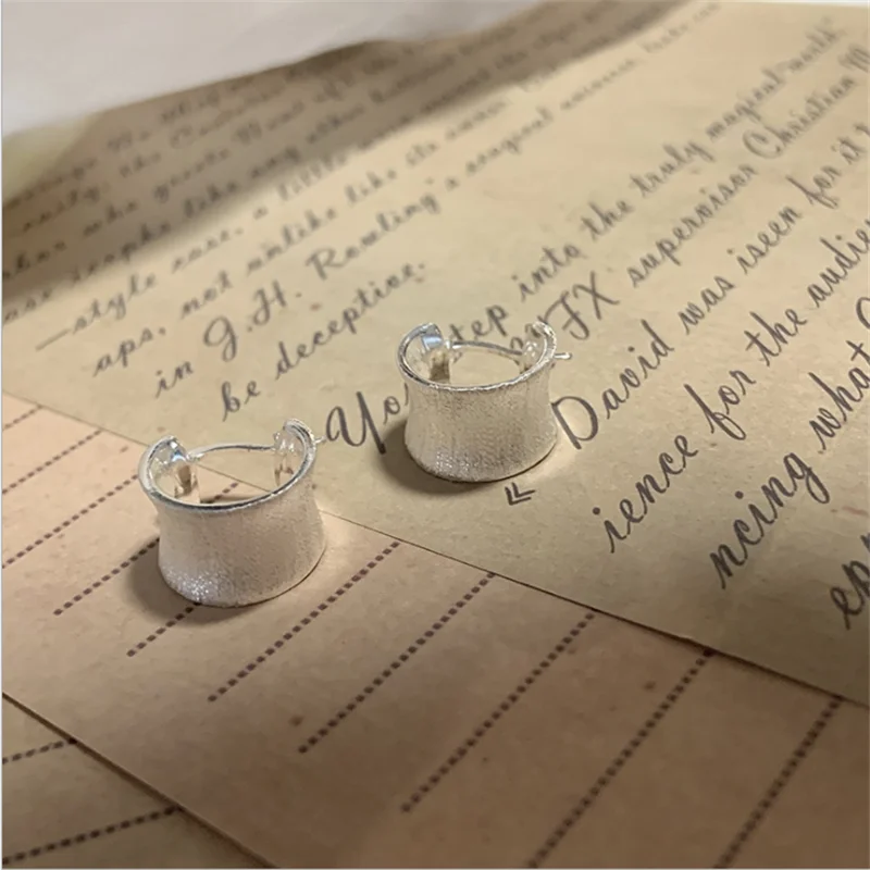 

Simple Concave Wide Face Earrings Niche Earrings Earrings Earrings Women's Holiday Gifts Party Jewelry Wholesale