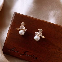 pearl earrings 2020 fashion niche design earrings temperament female earrings elegant exquisite trend fashion stud earrings