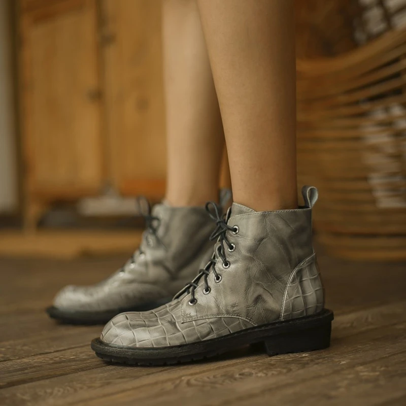 

Ботинки женские из натуральной кожи, с круглым носком, на массивном каблуке, зимние, 2021