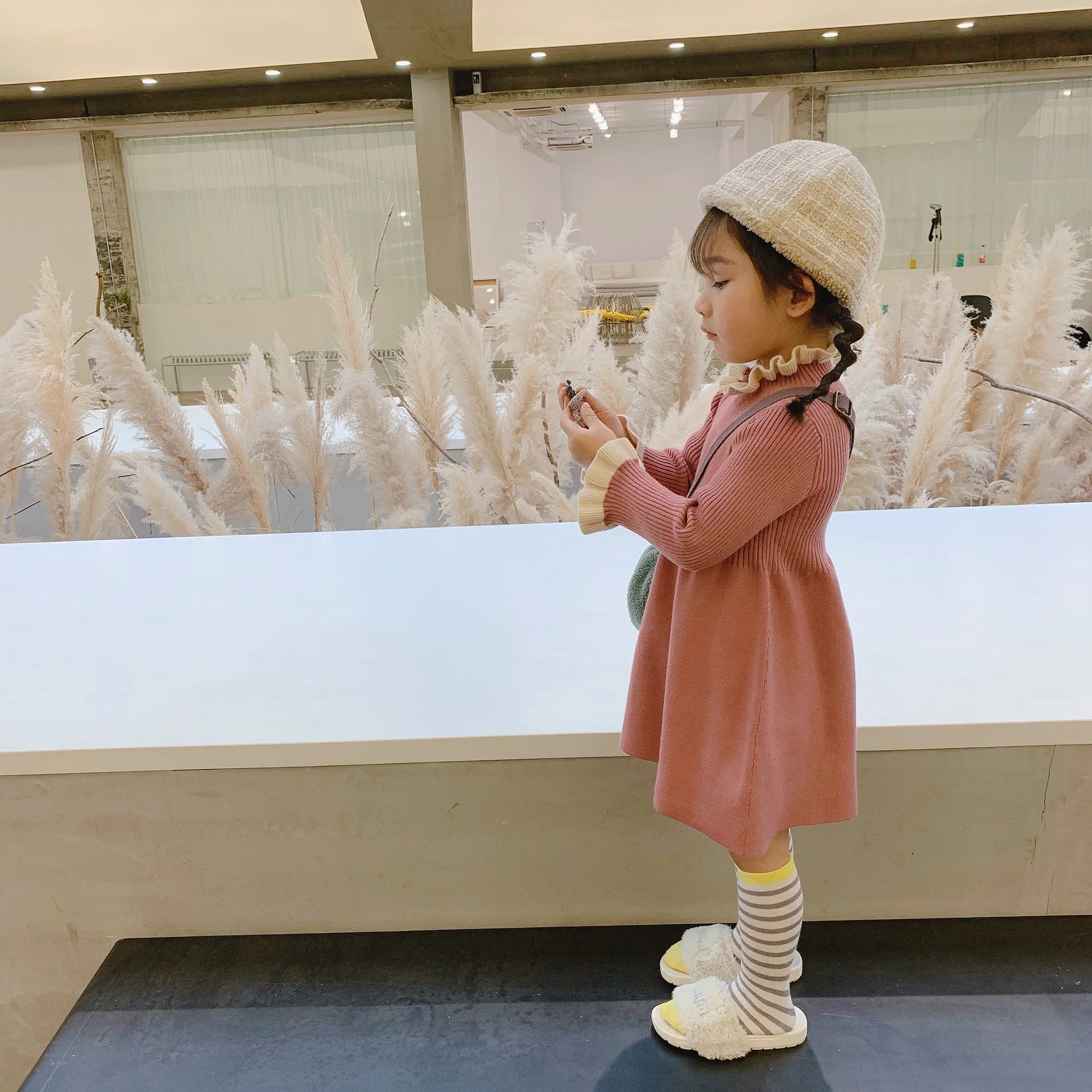 Зимняя новая коллекция одежды на девочек с рисунками краем уха шерсть платье