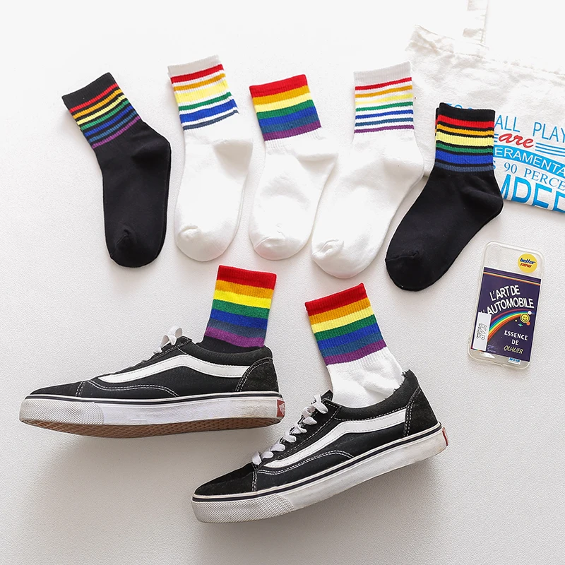 

3 pairs/Lot Hot Sale Women/Men Sport Style Socks Cotton Rainbow Stripes Socks Unisex Autumn Winter Socks Warm Casual Tide Socks