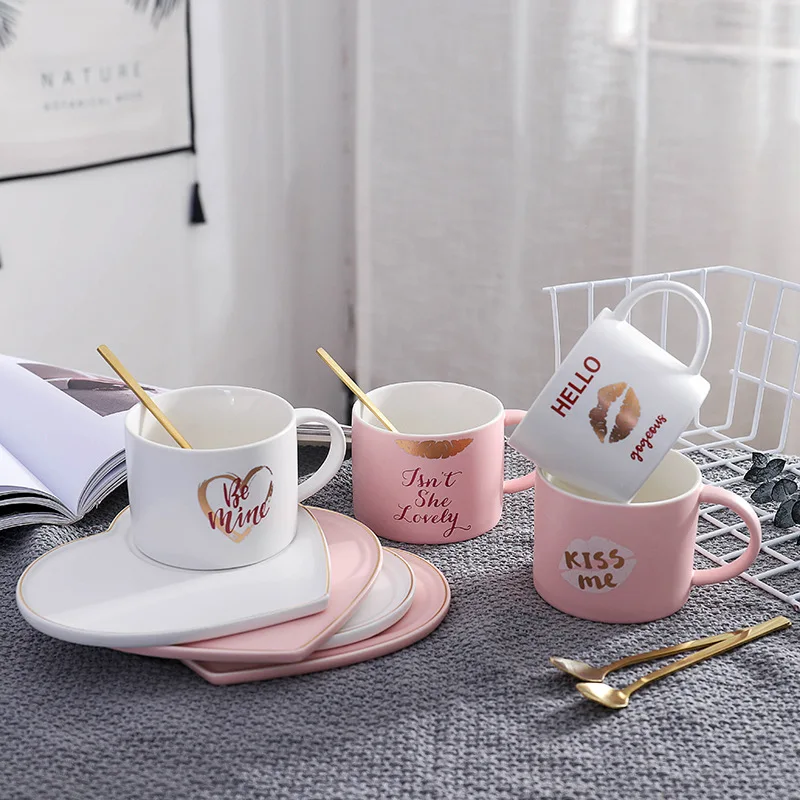 Чашка керамическая в скандинавском стиле кружка с розовым сердцем креативная