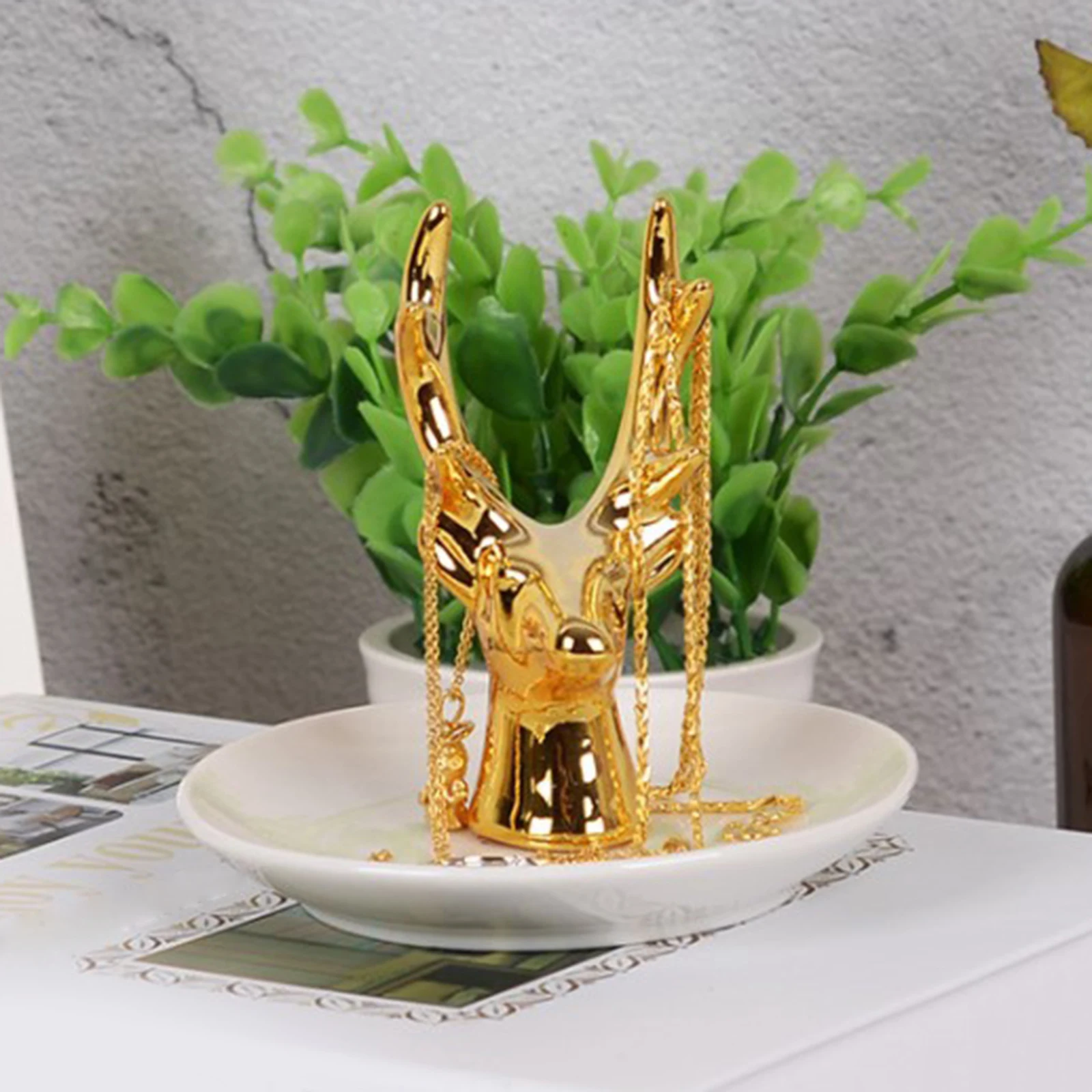 

Deer Jewelry Stand Display Organizer Necklace Earring Holder Plate Rack