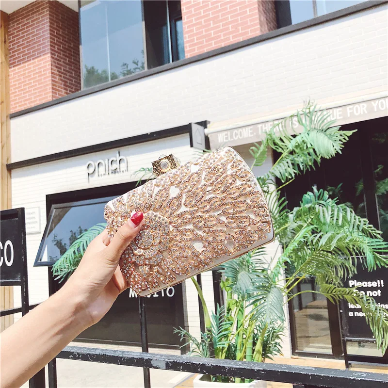 

Модная Изысканная квадратная сумка на цепочке с пряжкой и блестками, универсальная сумка-мессенджер на одно плечо, портативная женская сум...