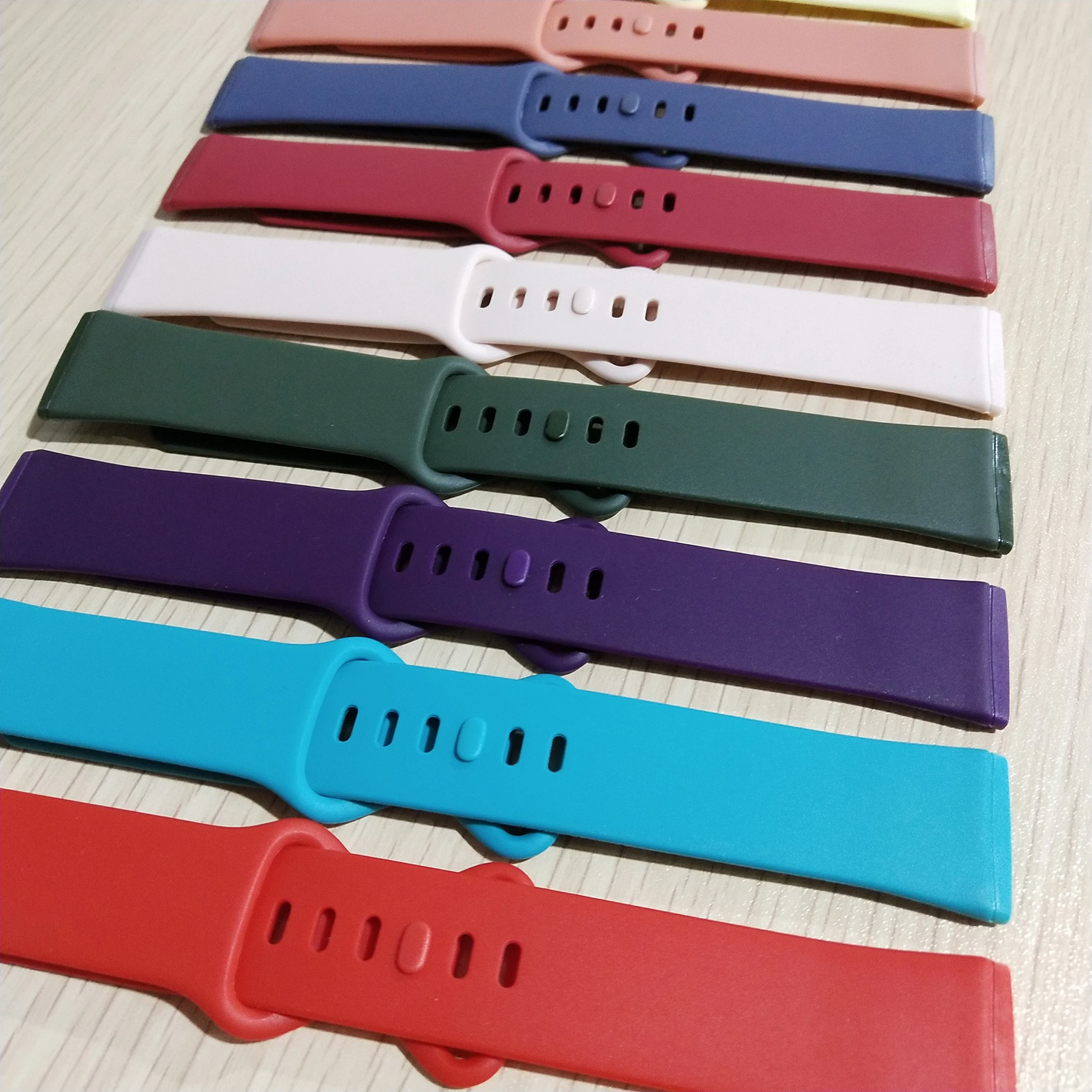 Сменный ремешок для Fitbit Versa 3 Sense силиконовый браслет цветной Смарт часы