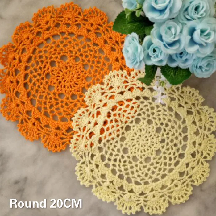 

20CM Round Cotton Crochet Dining Doilies Hollow Out Insulation Pads Home Kitchen Table Decor Pad Cup Coaster Christmas Placemats