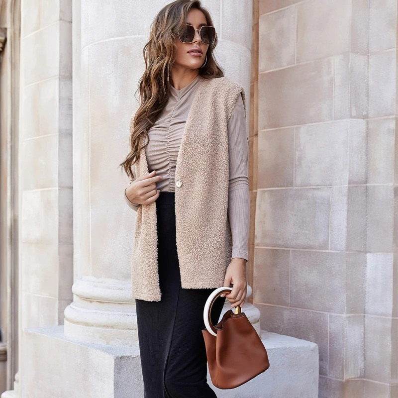 Женский зимний жилет без рукавов пушистый теплый длинный кардиган с пушистой