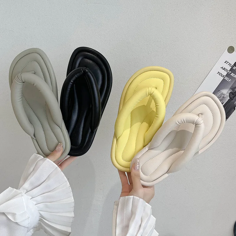

Soft Flip Flops Summer Slippers Flat Slides Female Shoes Outdoor Beach Shoes Fashion Slippers For Women Hawaii Sandals 2021