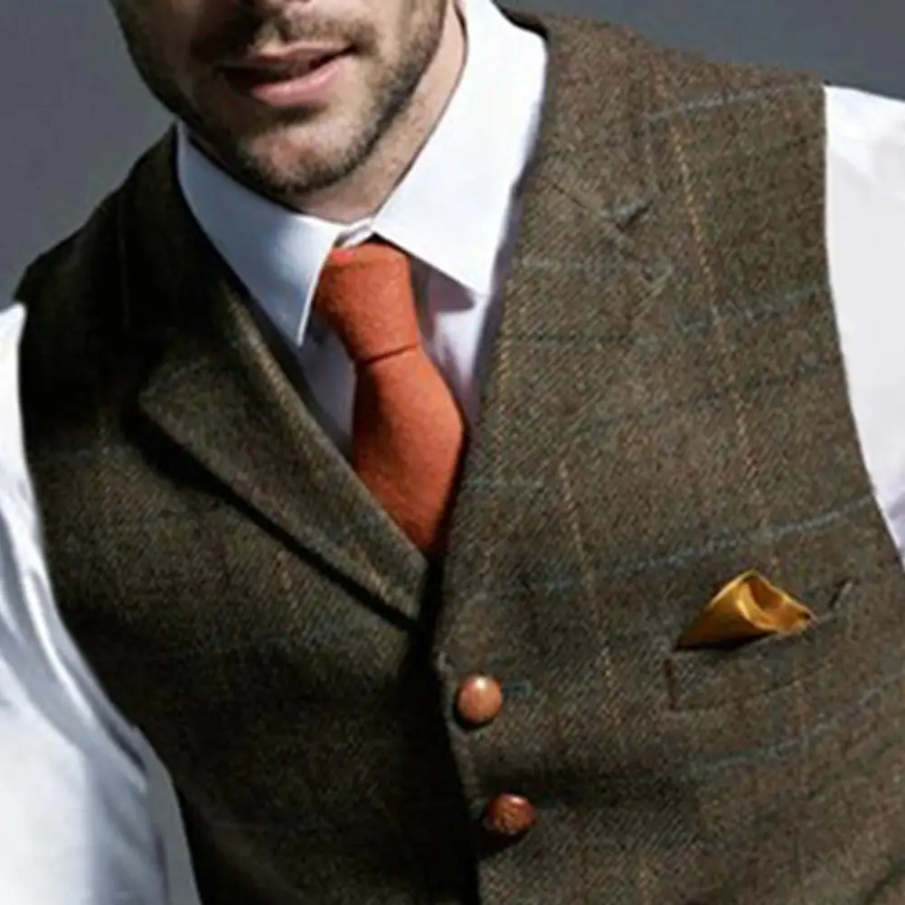 Жилет мужской однобортный с отложным воротником на пуговицах | Мужская одежда