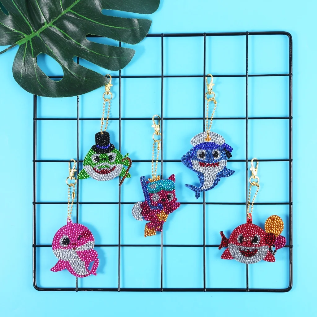 Брелок-подвеска для ключей ручной работы с изображением морской рыбы | Дом и сад