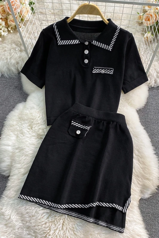 

2021 Summer Fragrance polo collar black and white color matching Knitted Top Women's light ripe style short skirt two piece set