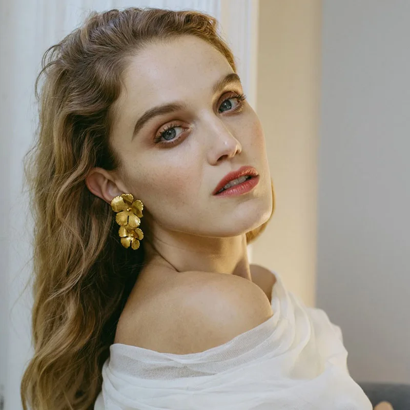 Модные роскошные брендовые новые дизайнерские металлические серьги с цветами