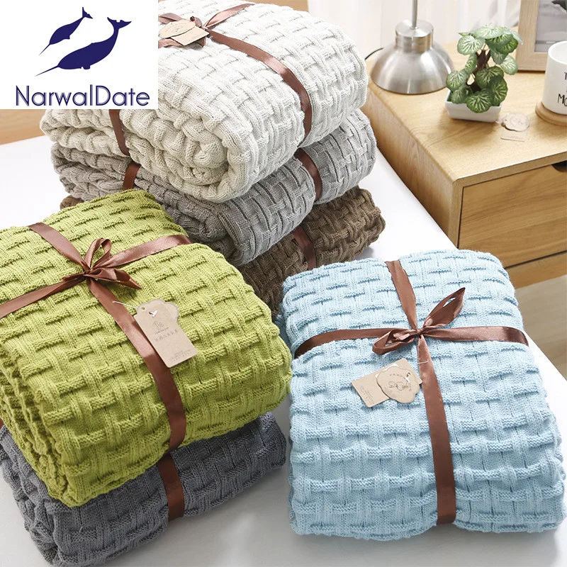 Плед для дивана однотонное прямоугольное одеяло с прострочкой кровати самолета