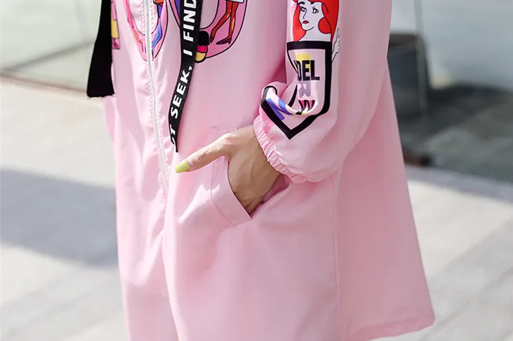 Розовый Тренч для девочек с героями мультфильмов свободная одежда капюшоном