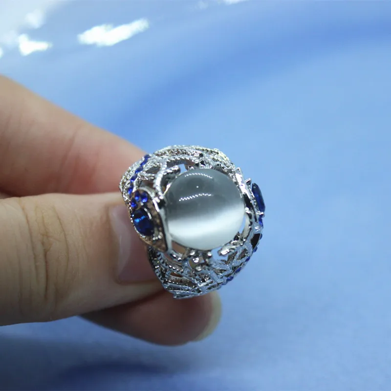Женское кольцо с лунным камнем Crazy Blue модное цветком из фианита обручальное
