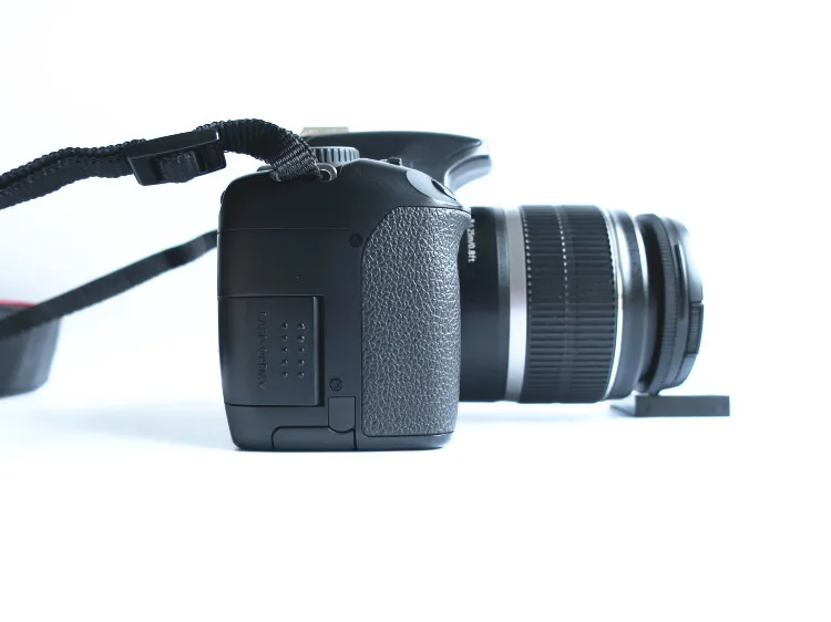 Цифровая зеркальная камера Canon EOS 450D с объективом 18-55 мм 12 2 МП CMOS сенсор APS-C б/у |