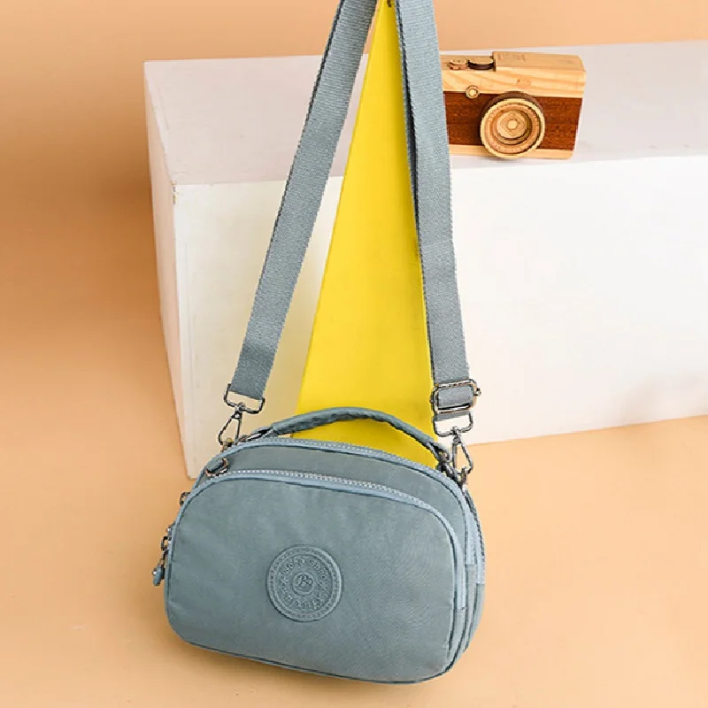 

2021 Small Bag Female Crossbody New French Niche Net Red Fashionable Stylish Messenger Bag All-Match Mom Multifunction Phone Bag