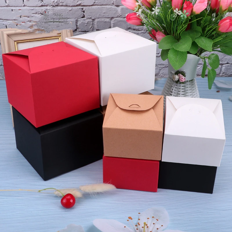 Коробки подарочные из крафт-бумаги 9x9x6 см 12x12x9 коричневые/красные/белые/черные