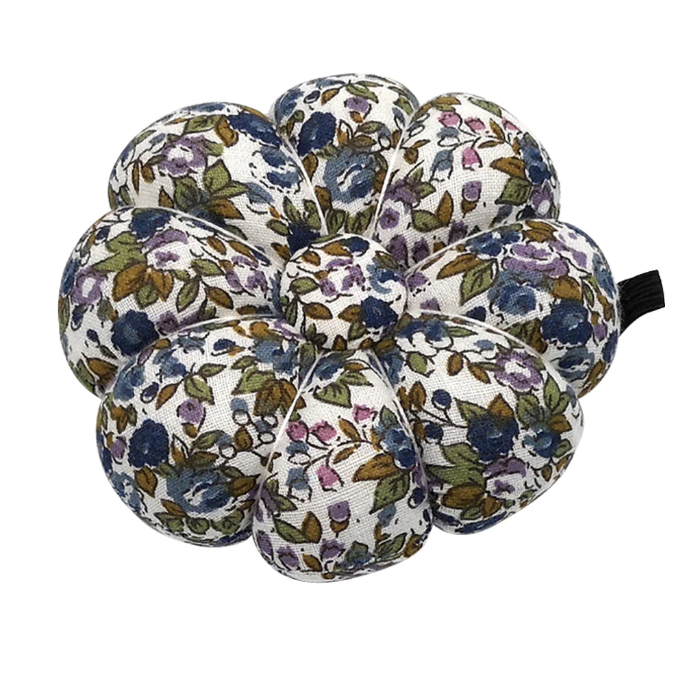 E Cute Fabric Pumpkin Shape Holder Pin Cushions with elastic wrist band Wearable Needle Pincushion For Sewing Quilting Pin Holder - Цвет: E