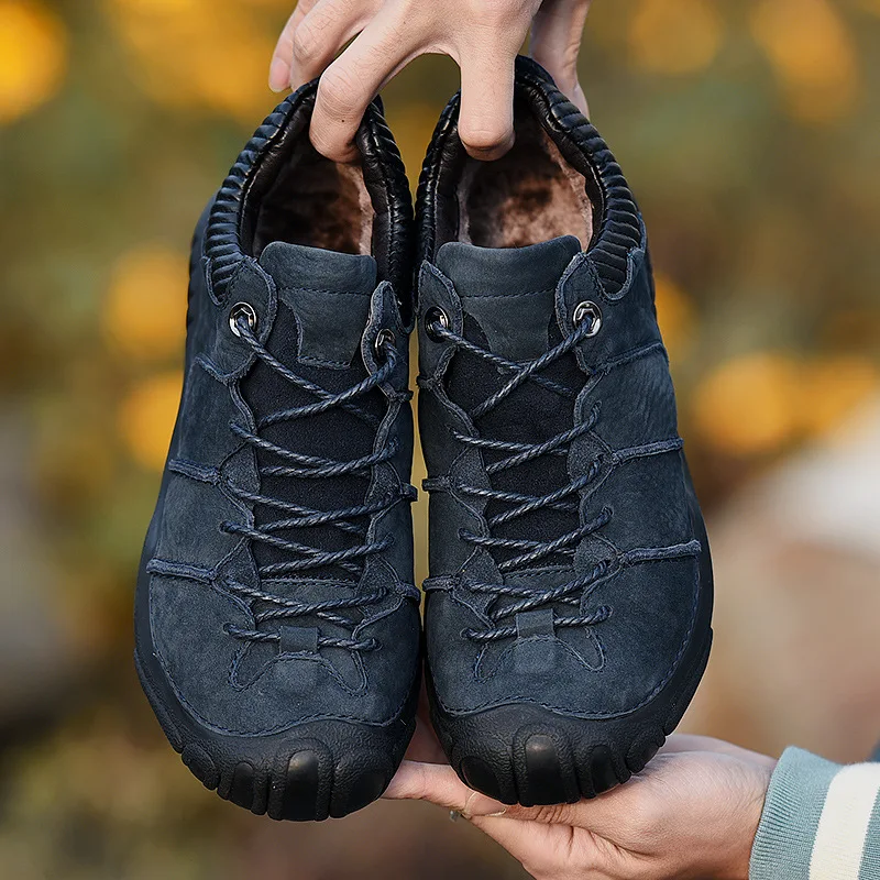 

Genuine 2021 Men Leather Hiking Shoes Outdoor Sports Climbing Mountain Trekking Shoes Ankle Boots Sneakers Botas Tacticas Hombre