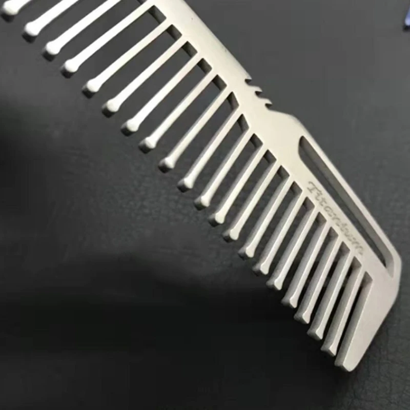 

Портативная титановая суперсветильник Кая щетка для волос для повседневного использования, карманный гаджет D5QD