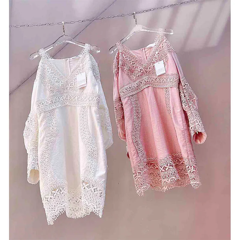 

Платье-мини на одно плечо, с рукавом-фонариком и поясом