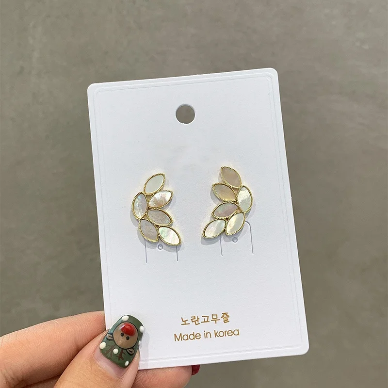

MENGJIQIAO Korean Elegant Shell Flower Stud Earrings For Women Students Pendientes Holiday Party Jewelry Gifts
