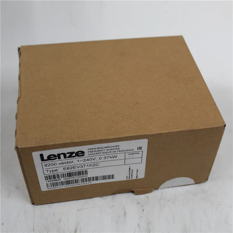 

Новый оригинальный инвертор Lenze E82EV371K2C E82EV371_2C