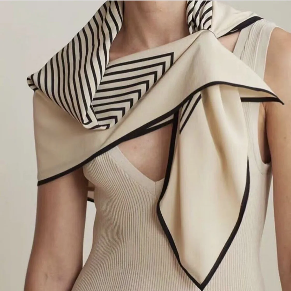 Новый европейский и американский солнцезащитный черный шарф в полоску большой