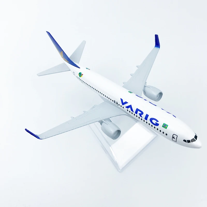 

16CM 1:400 Scale Airplanes Boeing B737 Brazil VARIG Airline Model Aircraft Diecast Alloy Plane model Collectible Decoration