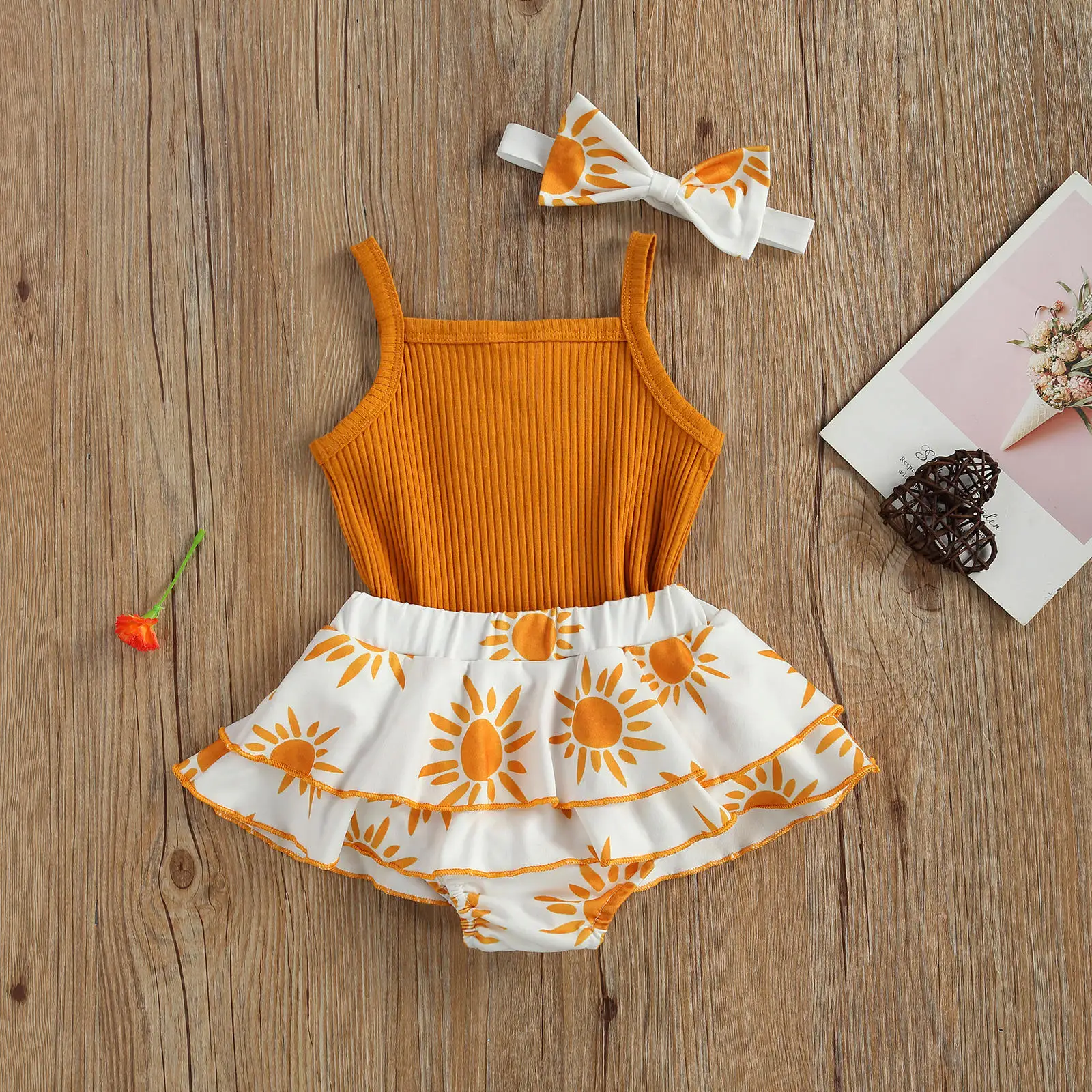 

2021 0-18M Newborn Baby Girl Sweet Clothes Summer Solid Color Sleeveless Suspender Romper+Floral Layered Shorts 3pcs