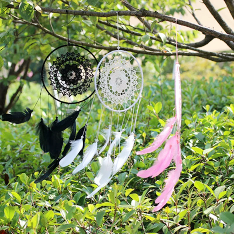 

Indian Dream Catcher Hanging Decoration Handmade Feather Lace Black Dreamcatcher Bead Ornament Mother Gift for Bless