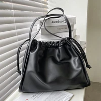 high capacity big pu leather crossbody shoulder bag for women 2021 trendy luxury designer simple branded shopping handbags