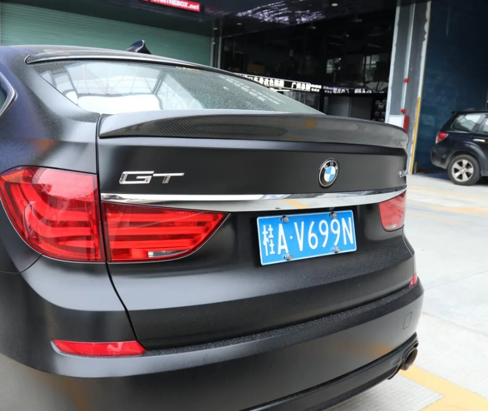 Автомобильные задние крылья из углеродного волокна для багажника годов подходит