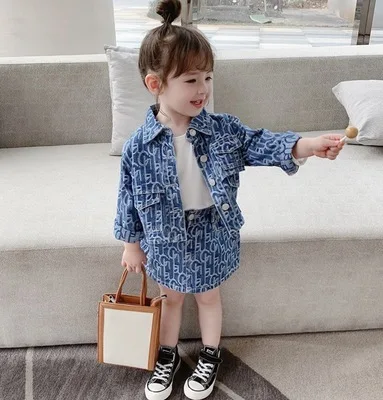 

Джинсовая куртка и юбка для девочек 2-6 лет, с принтом