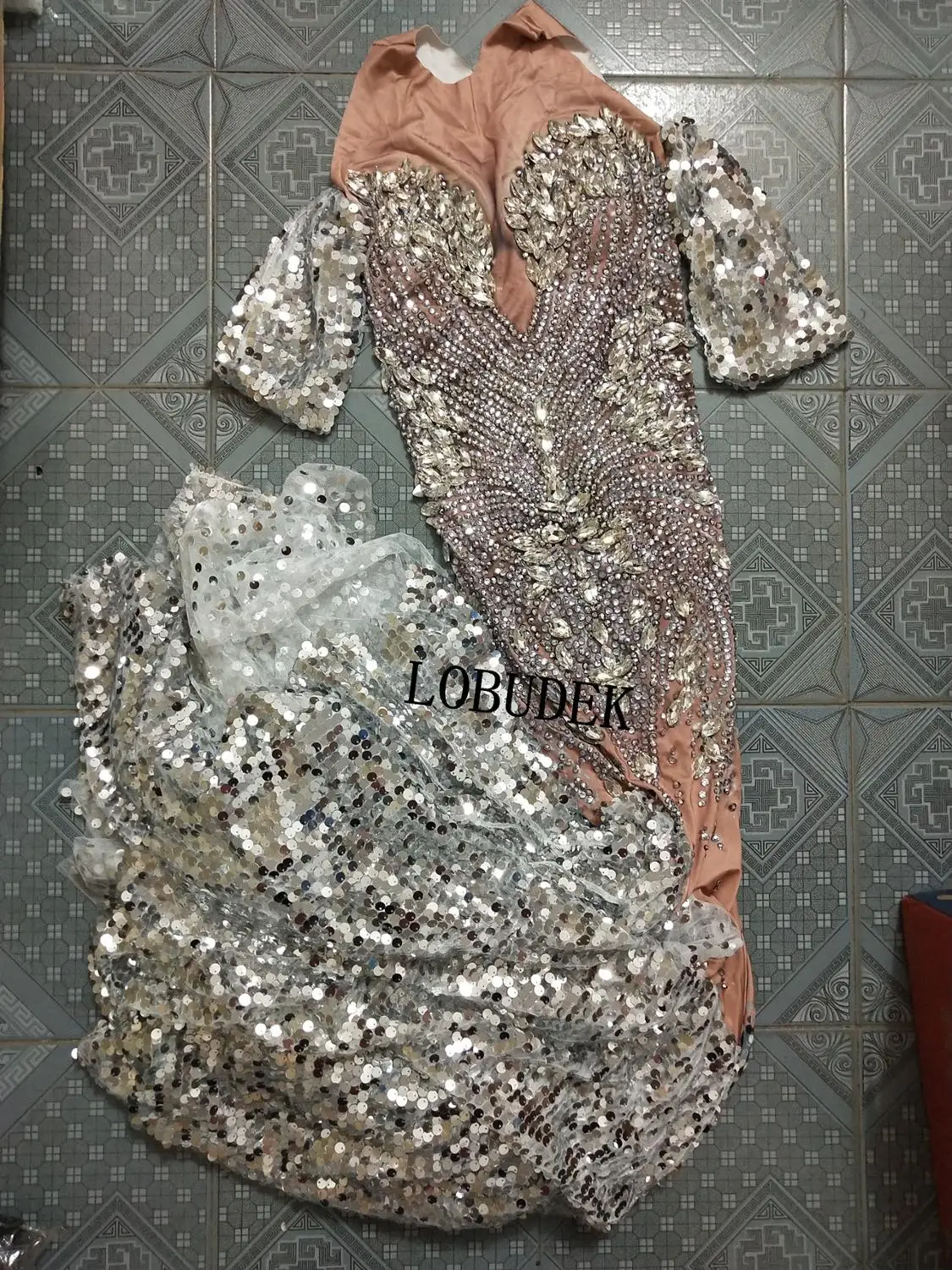 Роскошное стильное серебристое платье-Русалка с блестками длинное вечернее