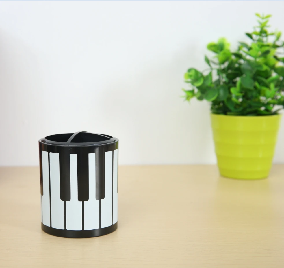 

Подставка для ручек befriend