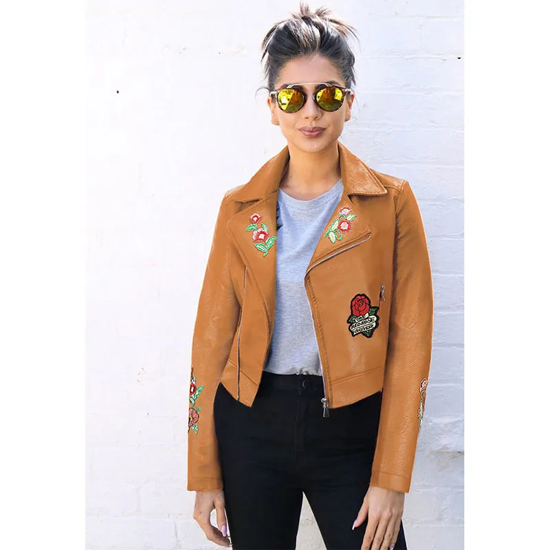 Женская кожаная байкерская куртка на молнии Короткая с вышивкой 2019|Кожаные