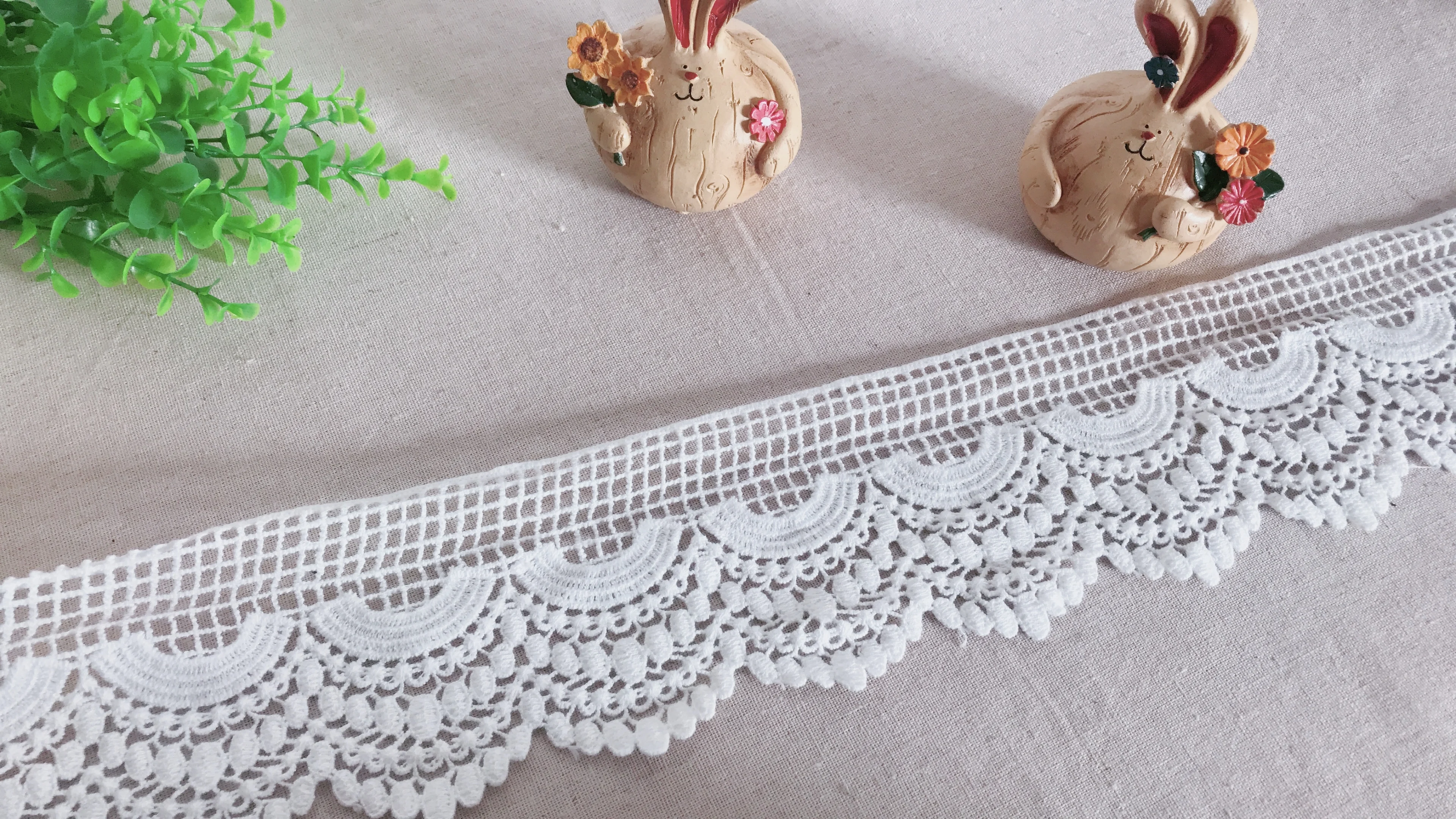 

Off White Cotton LaceTrim Retro Scalloped Vintage Lace Trim CMSR39B 5 yards