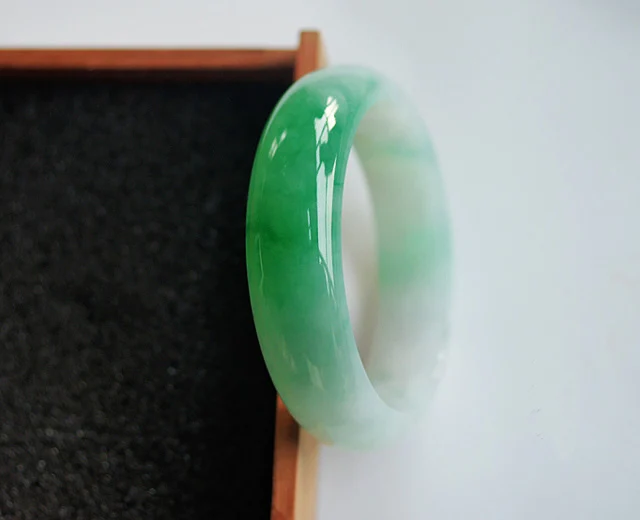 Отправить сертификат натуральный Изумрудный браслет класса А из Мьянмы зеленый