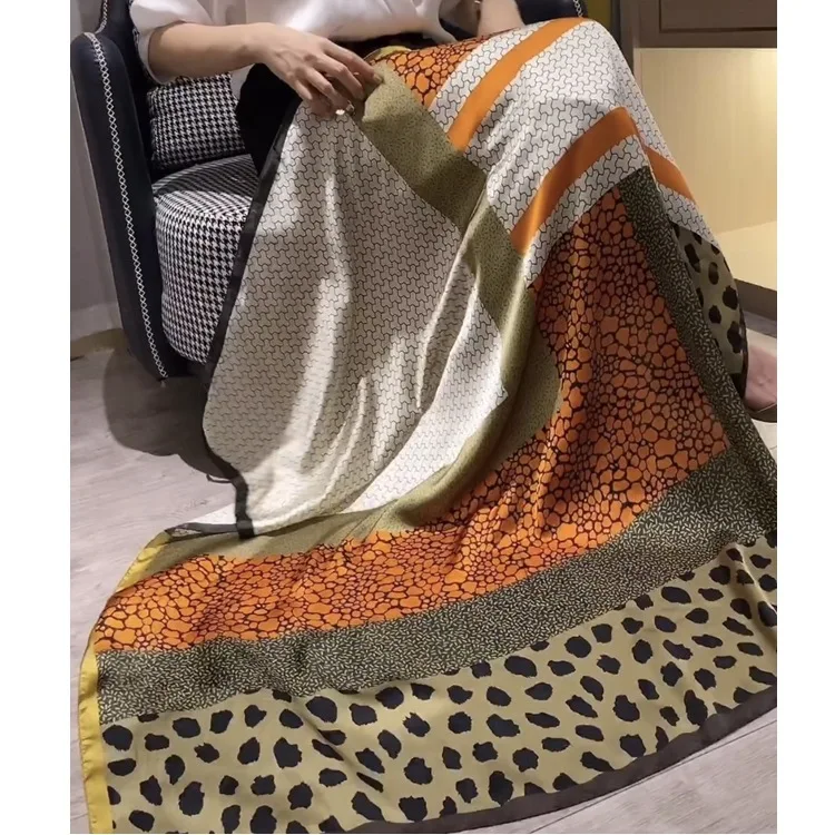 

Scarf Square Scarf Fashion Leopard Print Geometric New Silk Satin Headtie Scarf