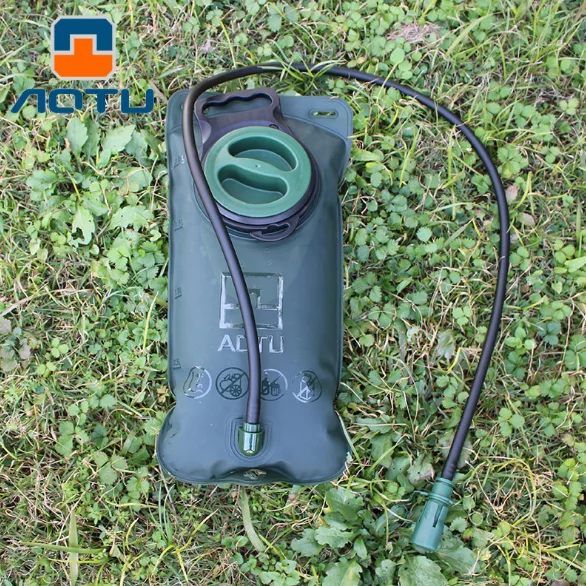 2L резервуар для спорта на открытом воздухе верховой езды водное гидратационный