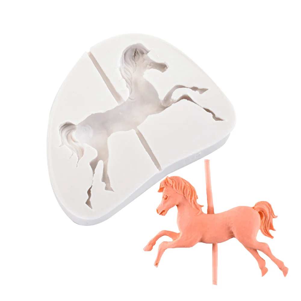 

Silicone Carousel Mold Kitchen Baking Tools Resin DIY Pastry Fudge Mold Horse Dessert Chocolate Lace Decoration AD338
