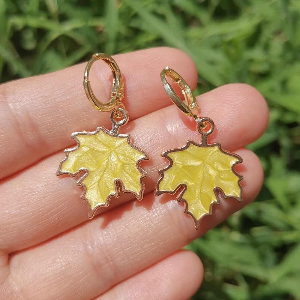 Модные Цветные яркие эмалированные Серьги ZX в виде кленовых листьев для женщин